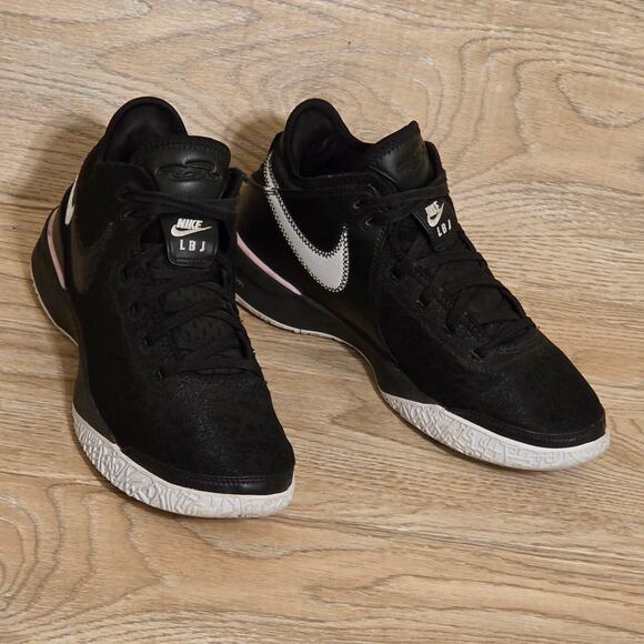 Nike Zoom LeBron NXXT Gen Womens Size 8 Black Soft Pink DR8784-003 Sneaker Shoes - Picture 3 of 11